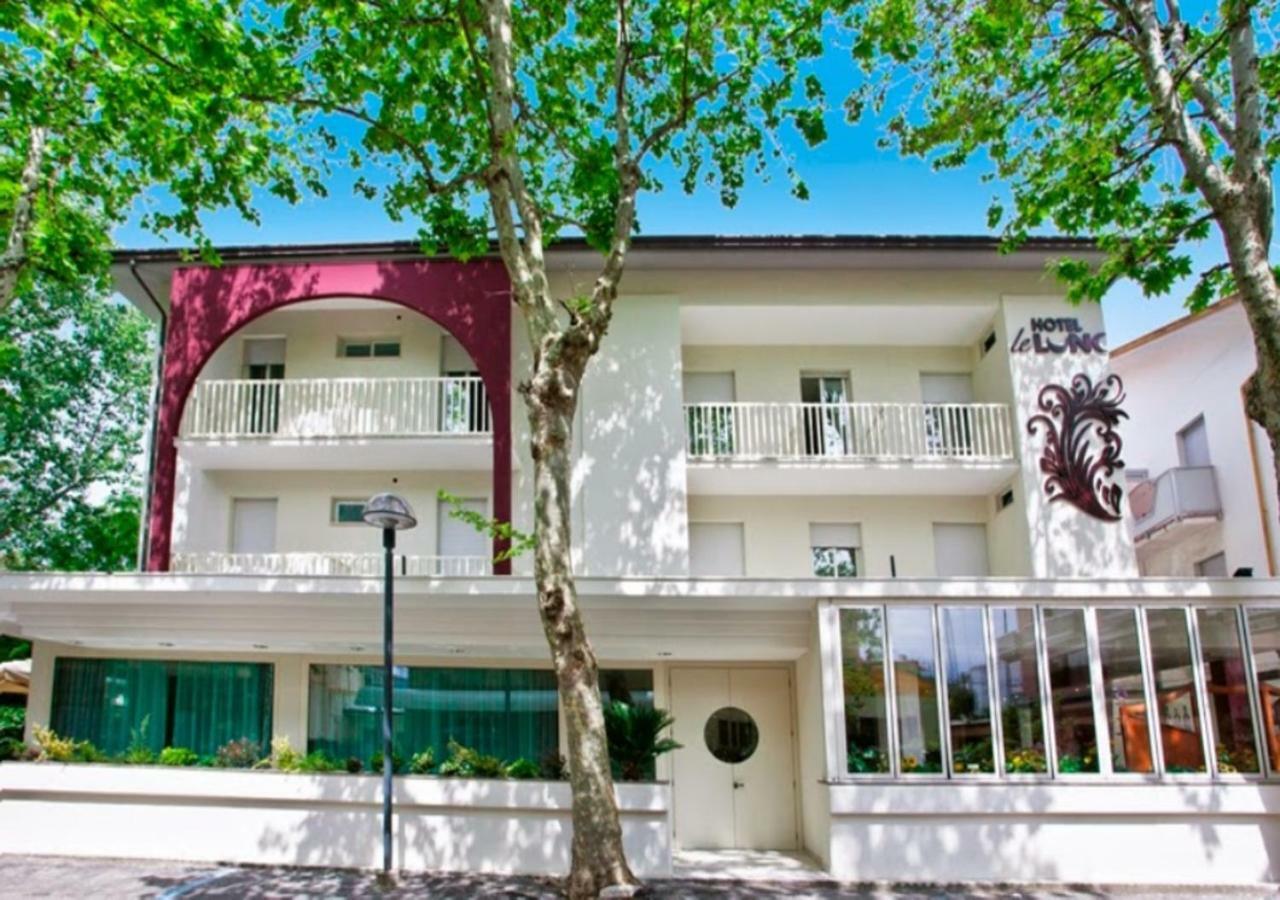 Hotel Le Lune Гатео а Маре Екстериор снимка