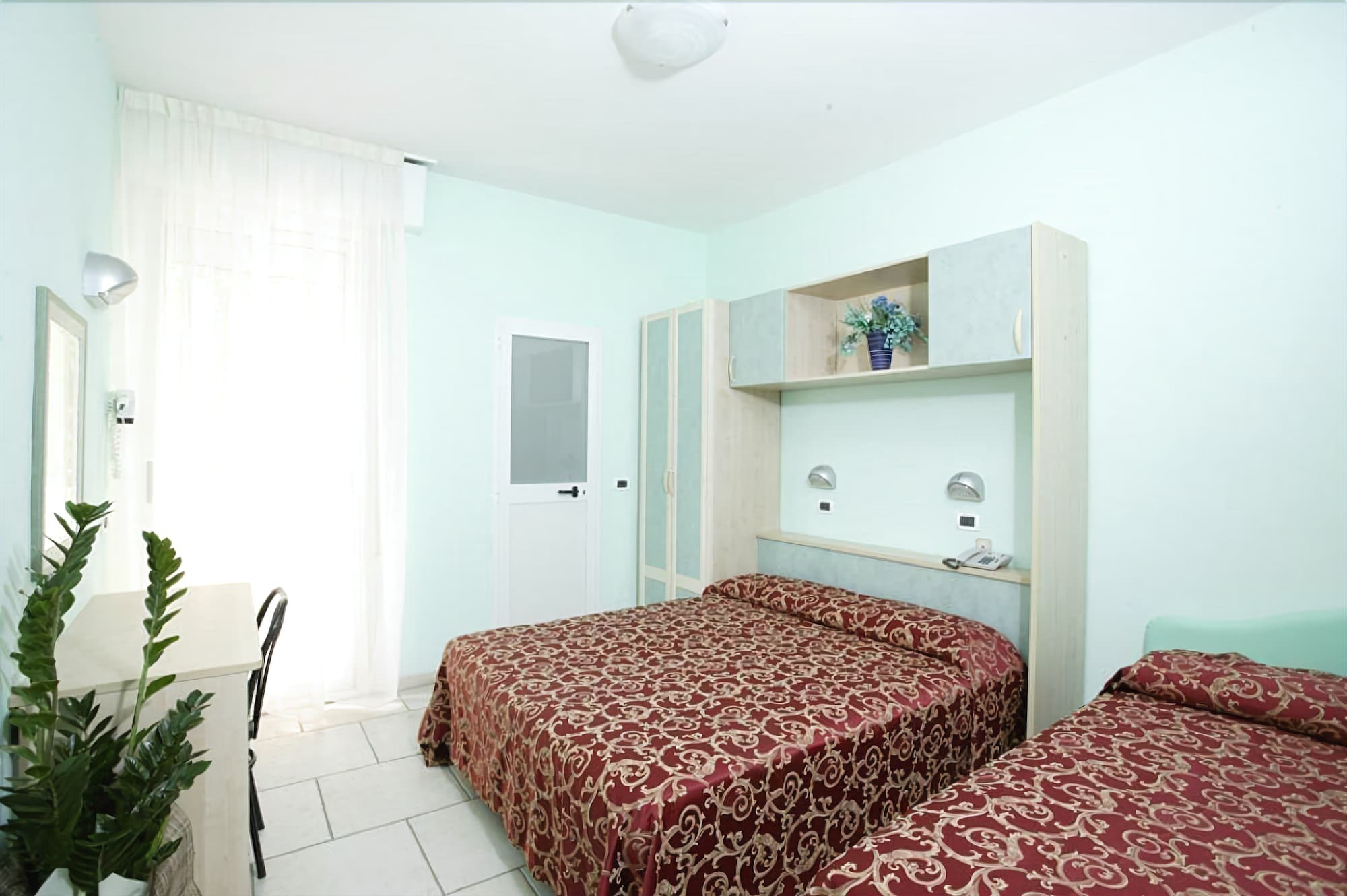 Hotel Le Lune Гатео а Маре Екстериор снимка